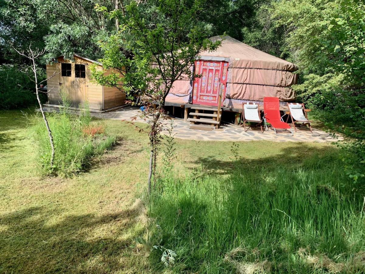 La Yurta De Gaia Villa San Lorenzo de El Escorial Bagian luar foto