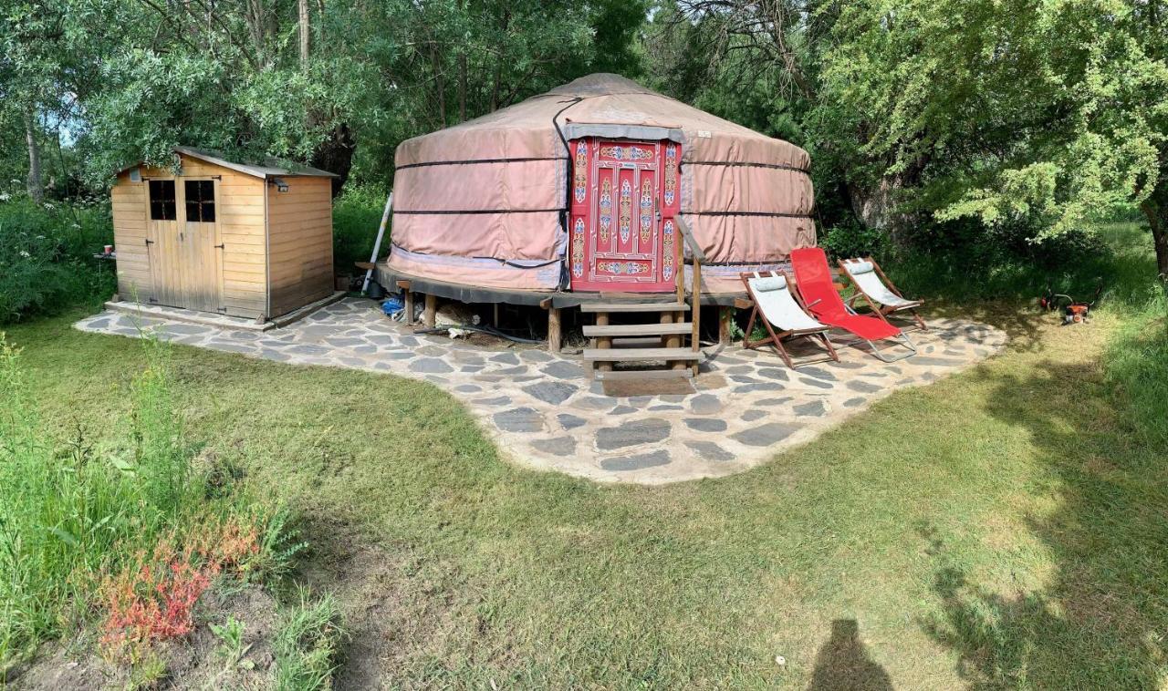 La Yurta De Gaia Villa San Lorenzo de El Escorial Bagian luar foto