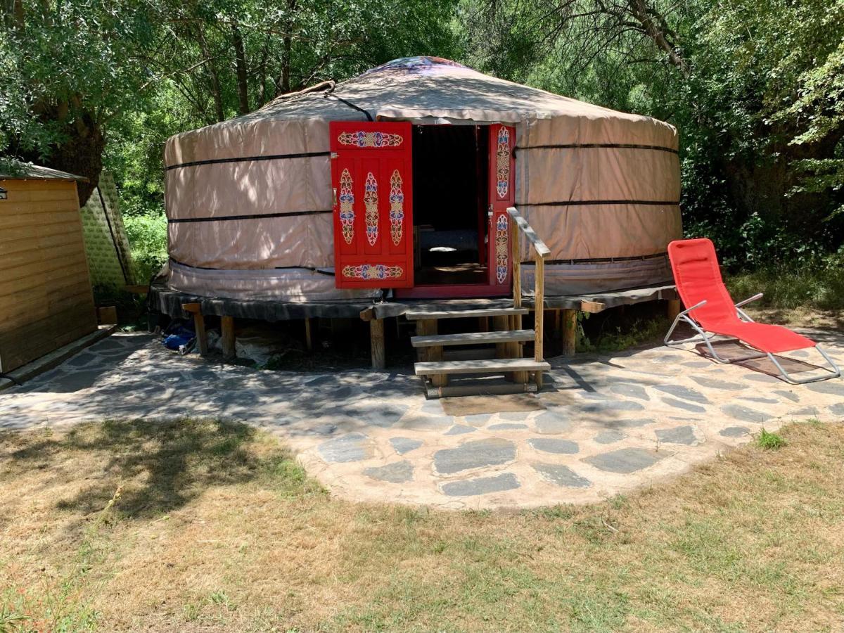 La Yurta De Gaia Villa San Lorenzo de El Escorial Bagian luar foto